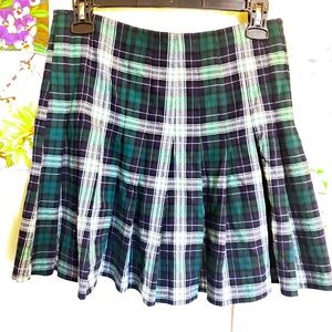 Brandy Melville Red Plaid Pleated skirt size S-M